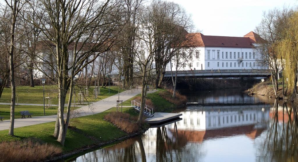Andersen Hotel Birkenwerder Exterior foto